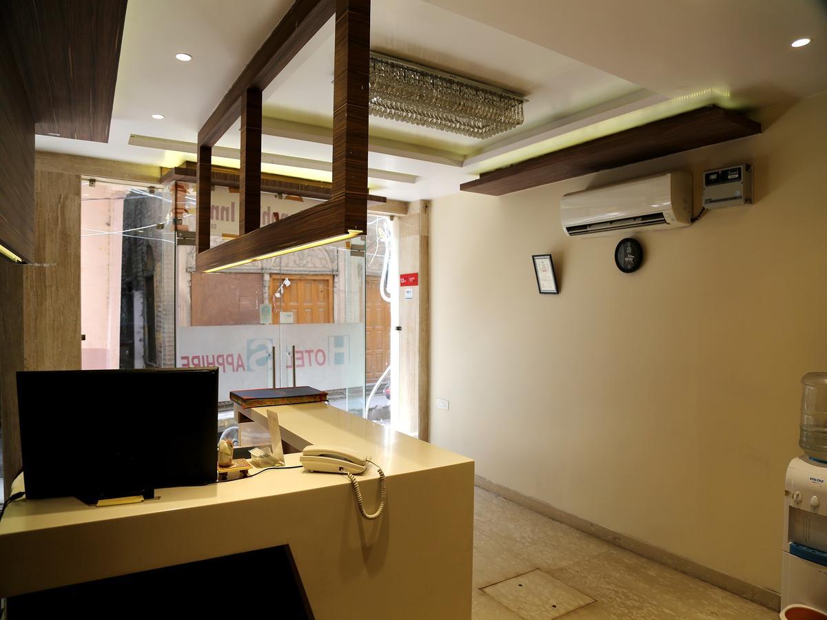 Hotel Sapphire New Delhi Exterior foto